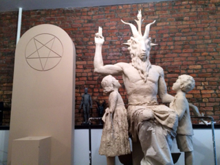 Illustration for article titled Baphomet Statue by Satanic Temple to be put in front of...